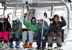 Red Dog has been replaced with a high-speed, detachable six-person chair.