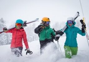 Palisades Tahoe had the most snow last season among Tahoe ski resorts, getting a staggering 723 inches. It also had the longest season with a closing date on Fourth of July. 